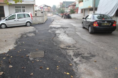 Asfalt Yama Çalışmaları Devam Ediyor