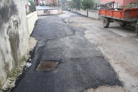Asfalt Yama Çalışmaları Devam Ediyor