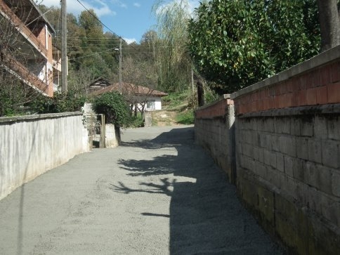 Yola Beton Döküldü