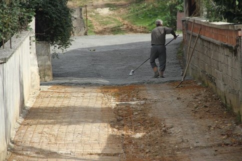 Akyazı Belediyesi Asfalt Bakım, Park Ve Bahçe Çalışmaları Hız Kesmeden Devam Ediyor
