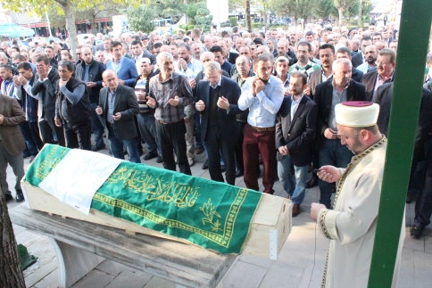 Fazlıoğlu Defnedildi