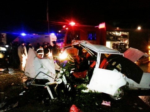 Osmanbey sapağında Kaza 1 Ölü 2 Yaralı