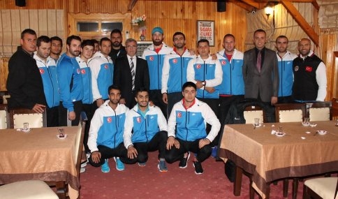 Karate Milli Takımı Akyazı ‘da