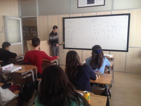 Akyazı Belediyesi Bilgi Ve Kültür Evi Ders Kayıtları Başladı