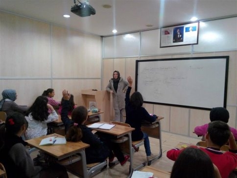 Akyazı Belediyesi Bilgi Ve Kültür Evi Ders Kayıtları Başladı