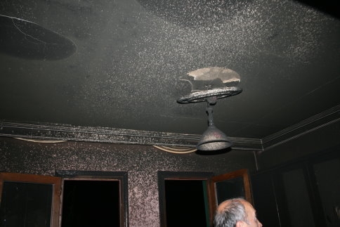 Apartmanda Yangın Korkuttu