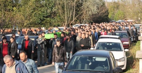 Kazada Hayatını Kaybeden Bünyamin Akan Toprağa Verildi