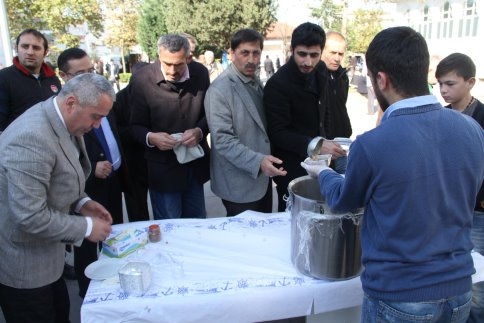 Akyazı Belediyesi Aşure Etkinliği Yapıldı