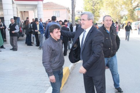 Akyazı Belediyesi Dokurcun Mahesinde Aşure Etkinliği Yaptı