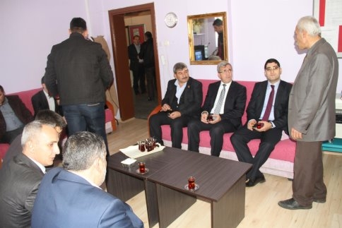 Akyazı Belediyesi Dokurcun Mahesinde Aşure Etkinliği Yaptı