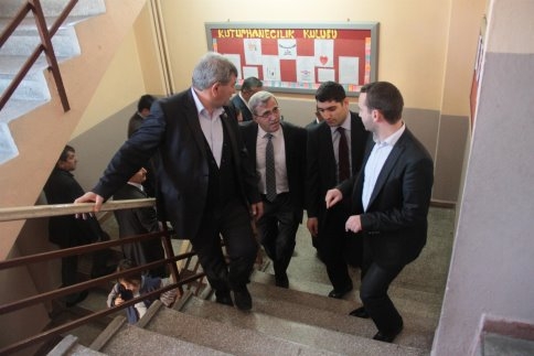 Akyazı Belediyesi Dokurcun Mahesinde Aşure Etkinliği Yaptı