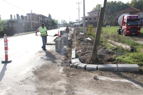 Hastane Mahesi Kaldırım Çalışması Hızlandı