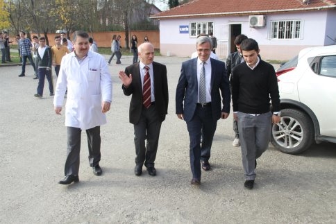 Başkan Akcan Öğrencilerin Taleplerini Yerinde Dinledi