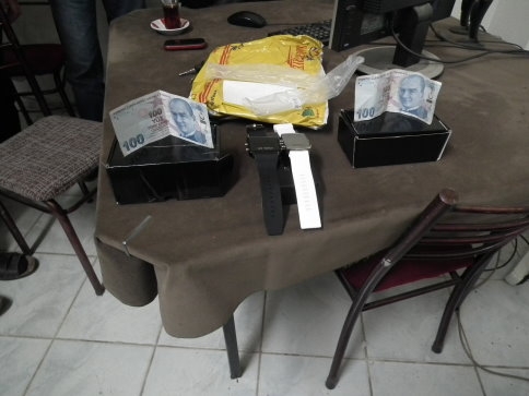 Telefon Satın Aldılar Koliden Bakın Ne Çıktı