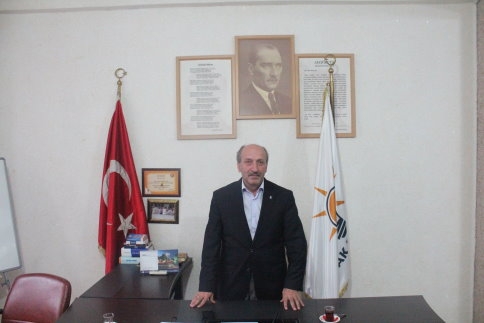 AK PARTİ FEYZİ BORA İLE YOLA DEVAM DEDİ