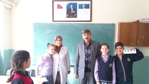 Madanoğlu Orta Okulu Başkanını Seçti