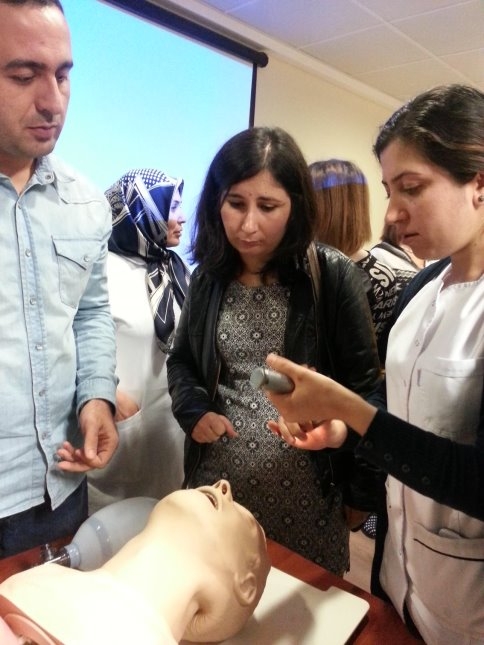 Sağlık Personeli, Yeniden Canlandırma Eğitimi Aldı
