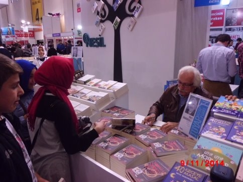 İmam Hatip Ortaokulu Tüyap’ta