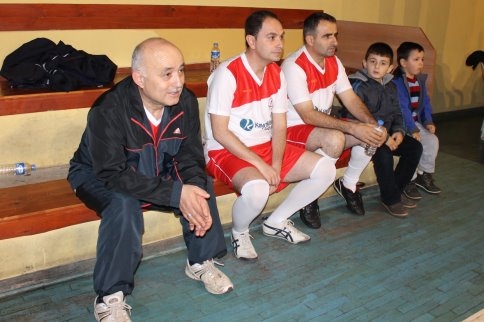 24 Kasım Voleybol Turnuvası Devam Ediyor