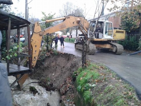 Taşburun'da Sele Karşı Önlemler alınıyor