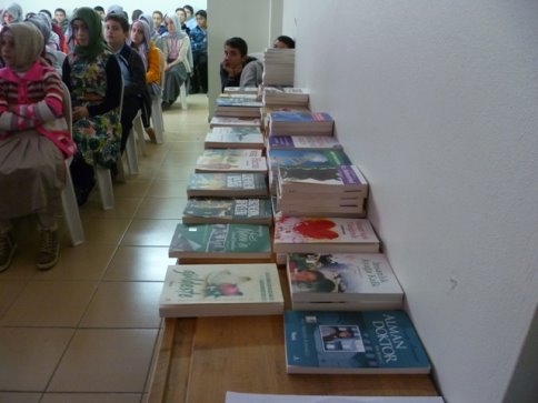 İmam Hatip Ortaokulundan Kitaba Dair