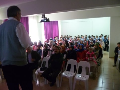 İmam Hatip Ortaokulundan Kitaba Dair