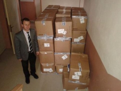  Lc Waikiki’den Akyazı'ya Giyim Yardımı