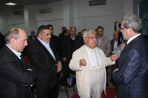 Mustafa Yazgan’dan İdeal Gençlik Konferansı