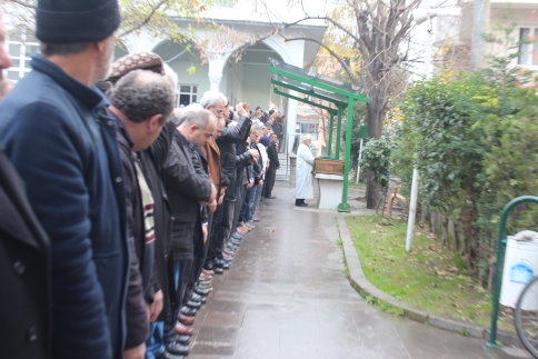 Dertli Ailesi Büyüğünü Kaybetti