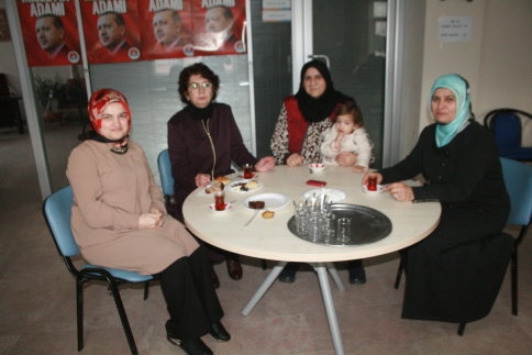 AK Partili Kadınlar Kahvaltıda Buluştu
