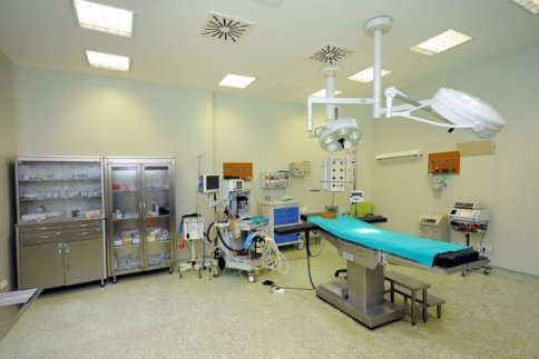 Sırttan Uygulanan Bölgesel Anesteziyle Hem Konuştu Hem Ameliyat Oldu