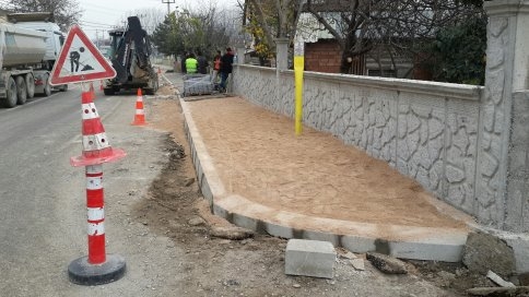 Akyazı Girişi Güzelleşiyor