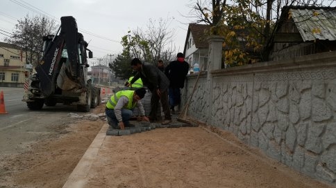 Akyazı Girişi Güzelleşiyor