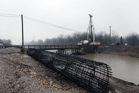 Yeni Köprüde Çalışmalar Başladı