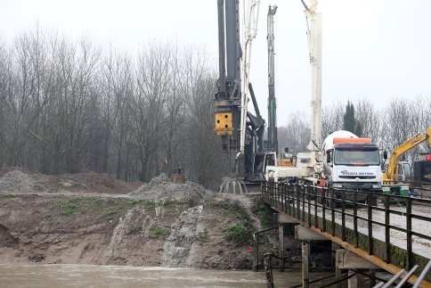 Yeni Köprüde Çalışmalar Başladı