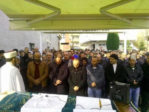 Bayram Becit Defnedildi