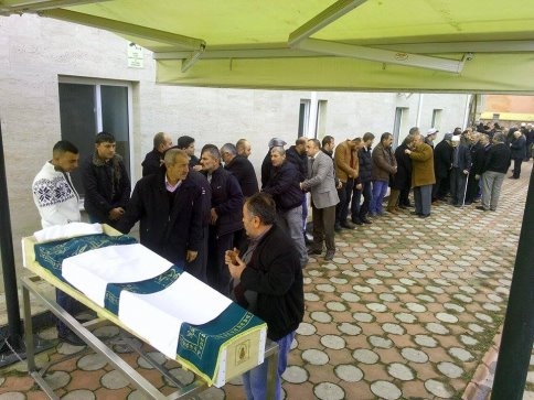 Bayram Becit Defnedildi