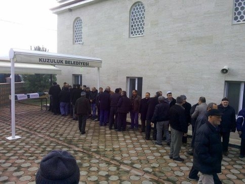 Bayram Becit Defnedildi