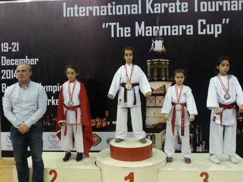 Karatecilerimiz Uluslararası Maçtan 7 Madalya