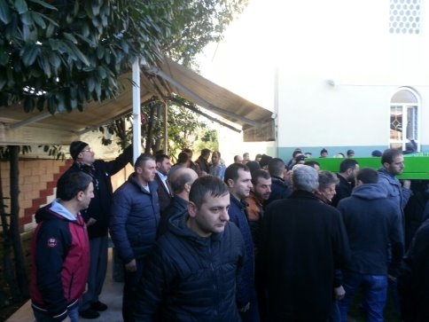 Ahmet Dertlioğlu vefat etti