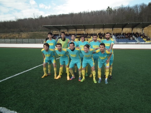 Alaağaç Liderlik Koltuğunu Bırakmadı