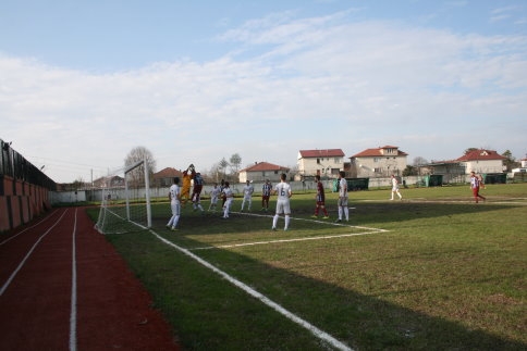 Taşburunspor Evinde Puan Kaybetmeye Devem Ediyor