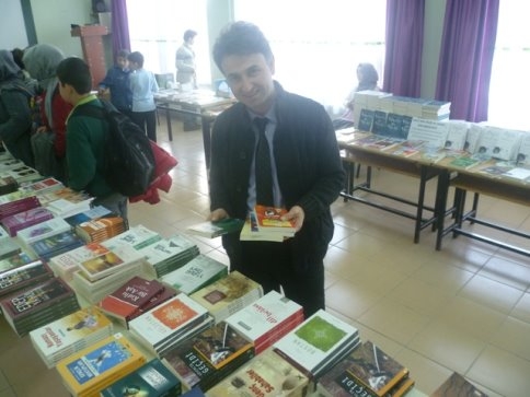 Kitabın Yeni Adresi İmam Hatip Ortaokulu