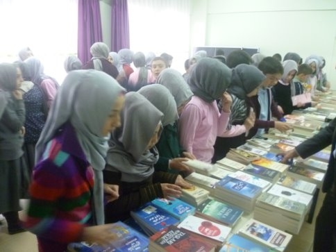 Kitabın Yeni Adresi İmam Hatip Ortaokulu