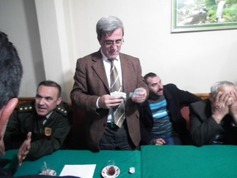 Başkan Akcan Eylemcilerle Görüştü