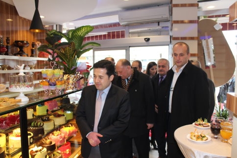 Sarılar Unlu Mamuller açıldı