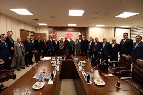 Ak Parti Akyazı İlçe Teşkilatı Bakan İslam'ı Ziyaret Etti