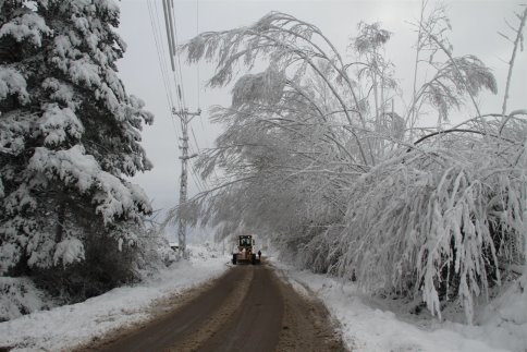Akyazı Belediyesi’nde Kar Alarmı