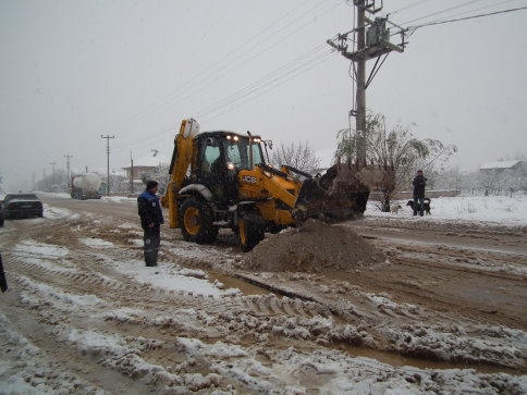 Çukur Kapatma Çalışması Başlatıldı