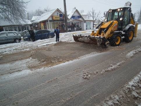 Akyazı'da Kar Mücadelesi 24 Saat Aralıksız Sürüyor